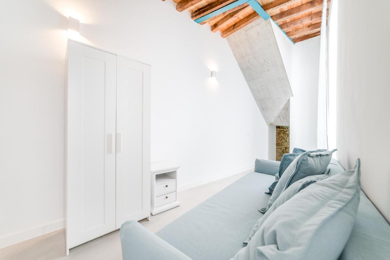 Suite Homes Sweet Postigos Terrace مالقة المظهر الخارجي الصورة