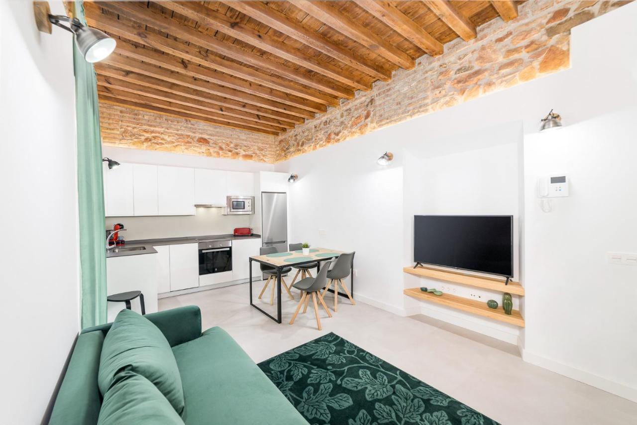 Suite Homes Sweet Postigos Terrace مالقة المظهر الخارجي الصورة