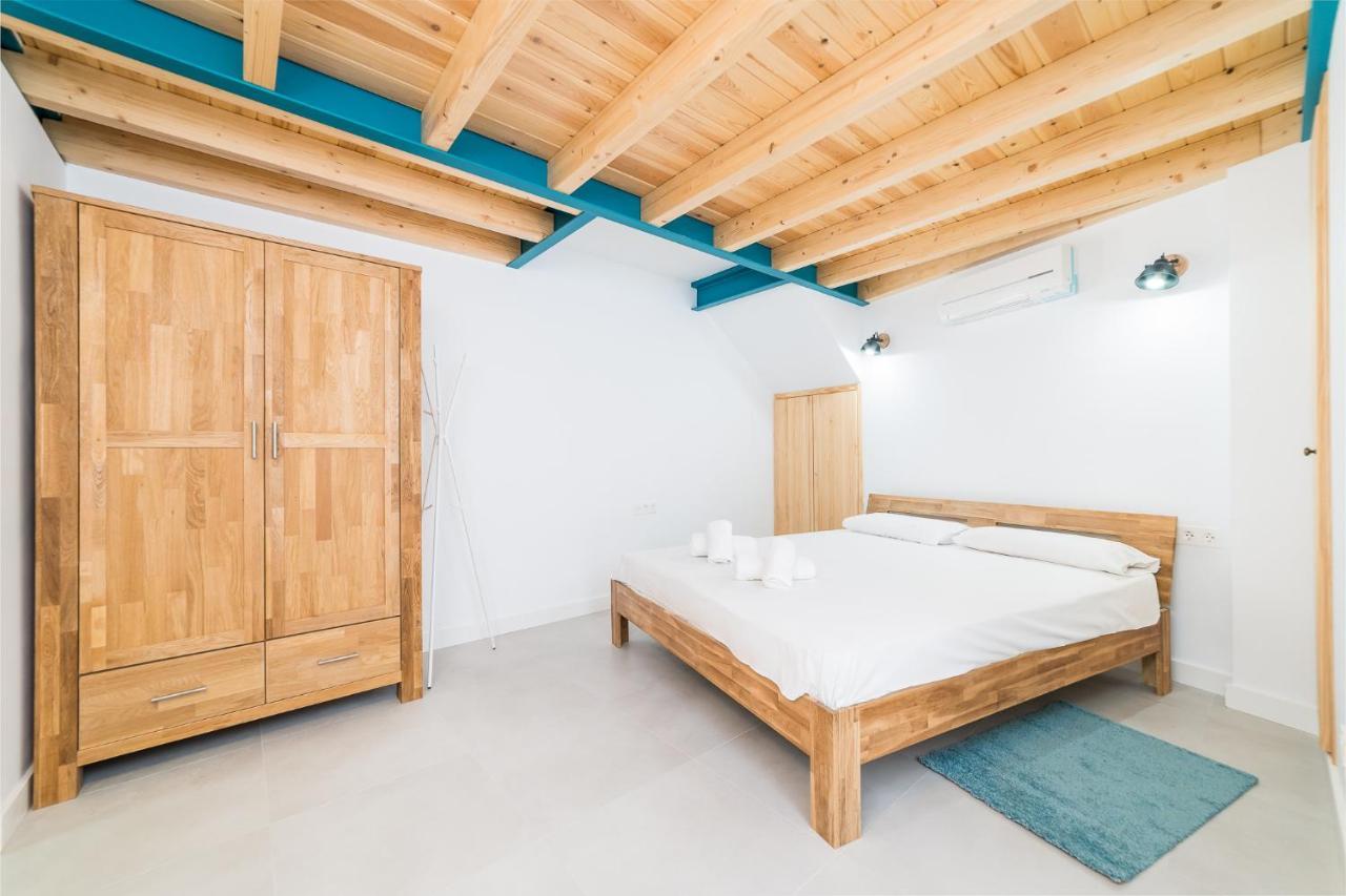 Suite Homes Sweet Postigos Terrace مالقة المظهر الخارجي الصورة