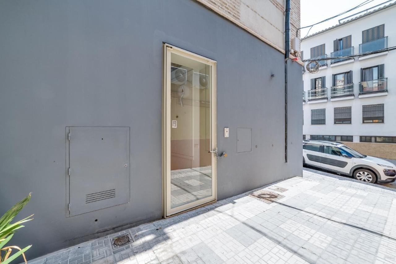 Suite Homes Sweet Postigos Terrace مالقة المظهر الخارجي الصورة